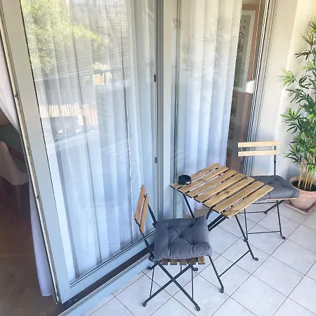 Apartment Edi, Spacious With Sauna And Balcony Split